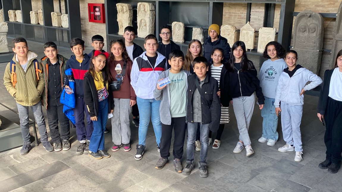 Okulumuz Öğrencileri Adana Arkeoloji Müzesini Gezdi
